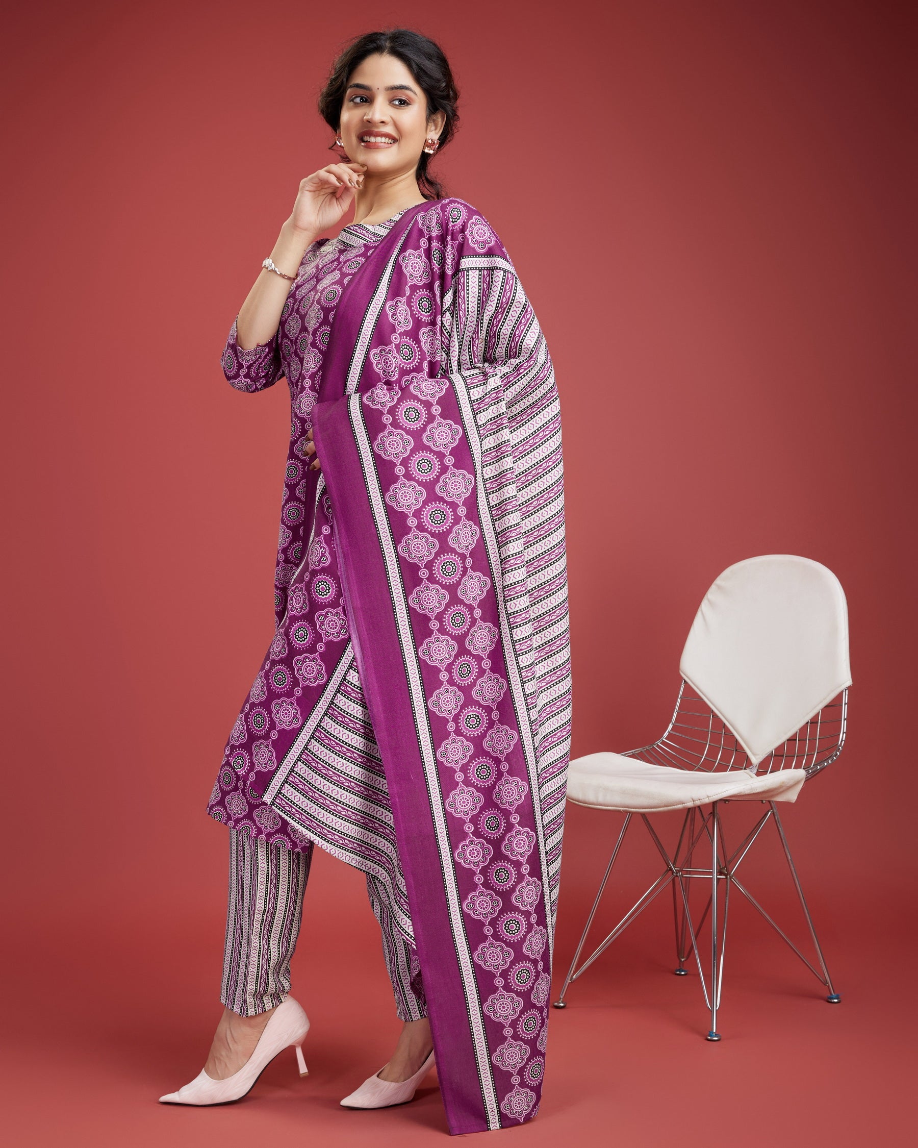 Printed Slub Cotton Kurta Set with Trousers & Dupatta | Women’s Festive & Casual Wear Malaysia