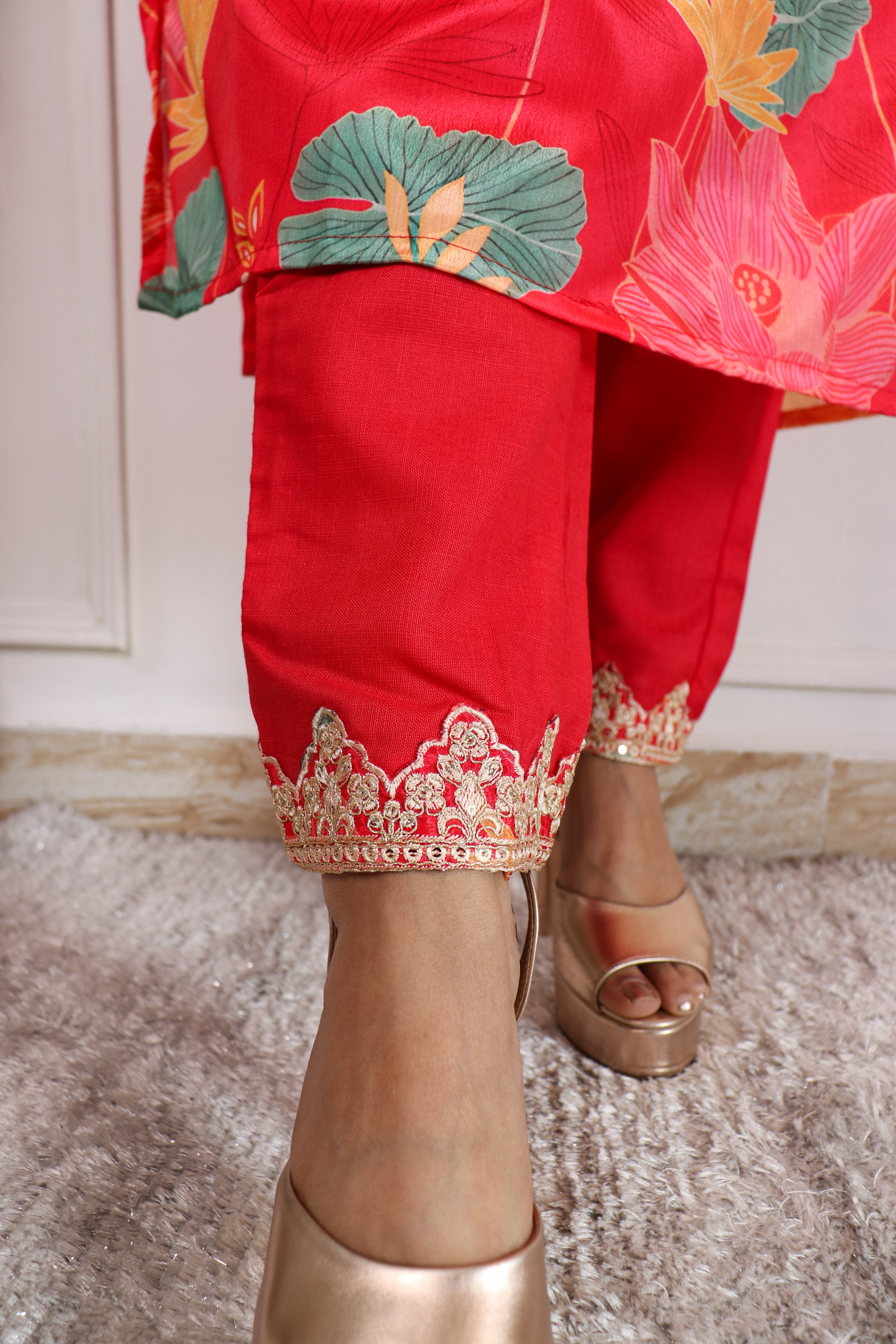 Digital Printed Embroidered Chanderi Silk Kurta with Trouser & Dupatta | Women’s Ethnic 3-Piece Set Malaysia | Festive & Wedding Wear