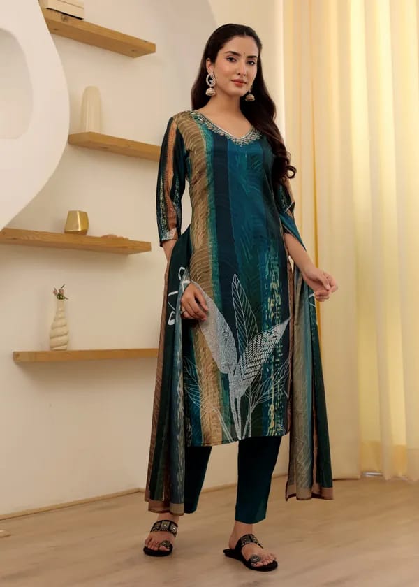 AALIYA  BLUE COLOURED  WOMEN'S  SOFT RAYON SLUB  KURTA WITH PANT DUPATTA  SET
