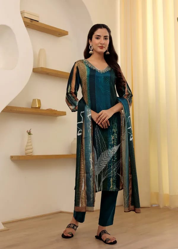 AALIYA  BLUE COLOURED  WOMEN'S  SOFT RAYON SLUB  KURTA WITH PANT DUPATTA  SET
