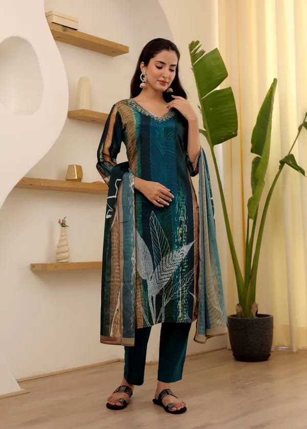 AALIYA  BLUE COLOURED  WOMEN'S  SOFT RAYON SLUB  KURTA WITH PANT DUPATTA  SET