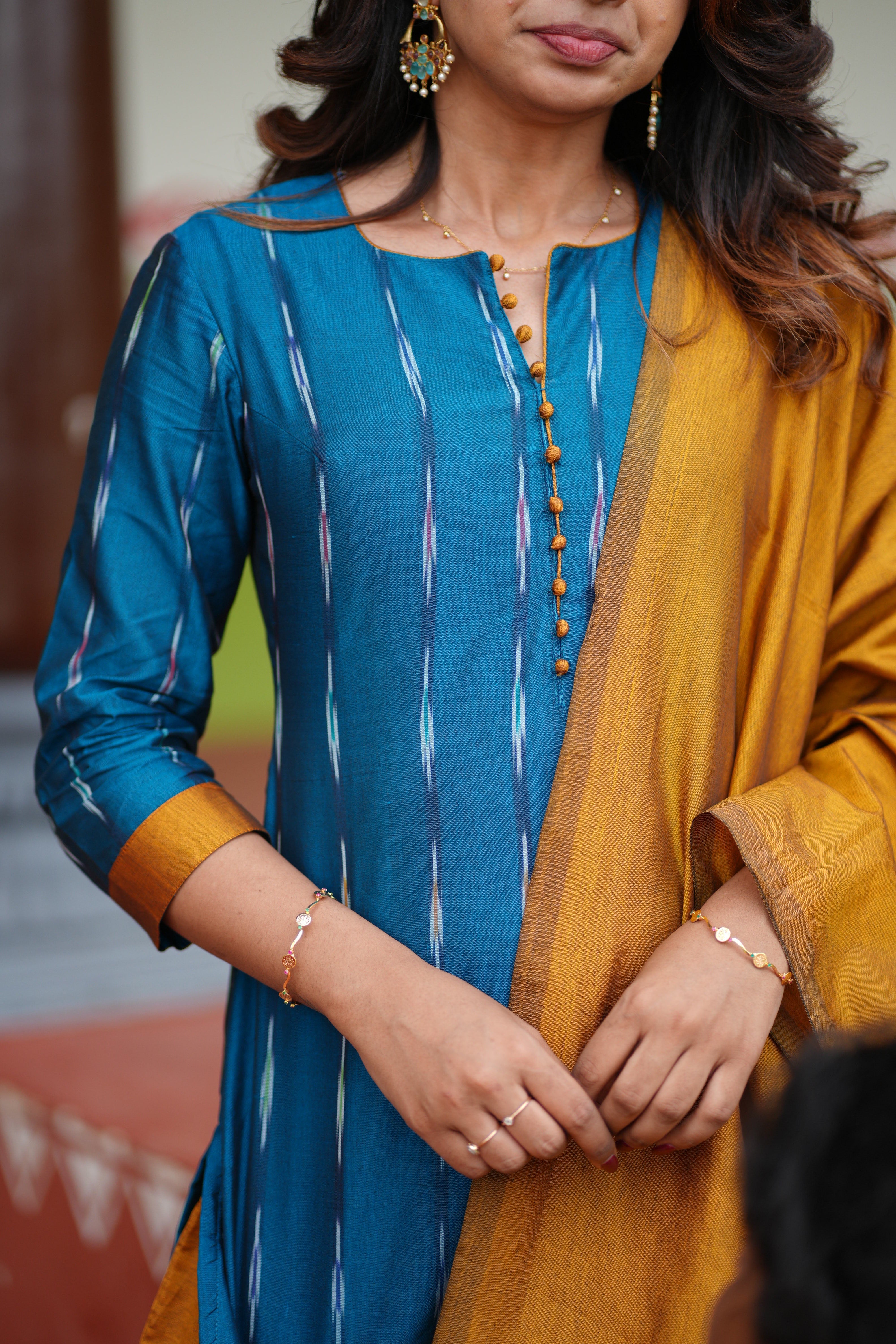 Akshita Blue