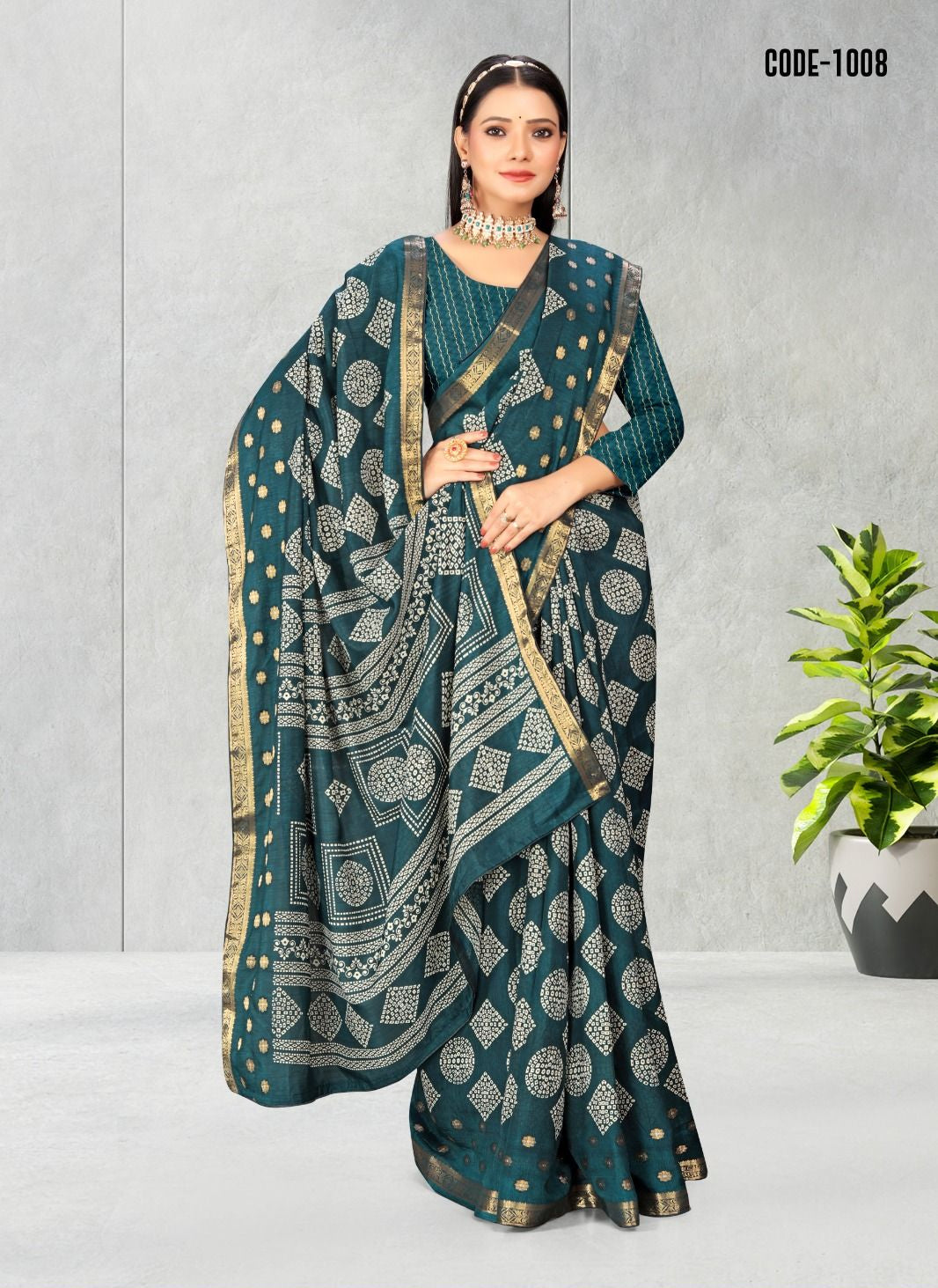 Geometric Print Jacquard border Dola Silk saree with blouse for women