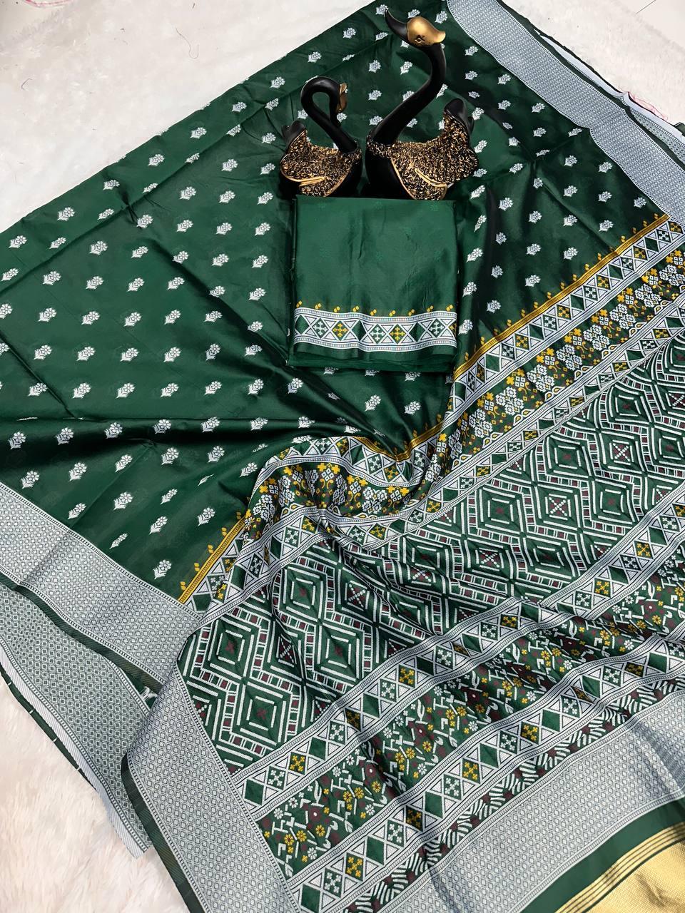 Latest 4 color soft silk woven jacquard saree