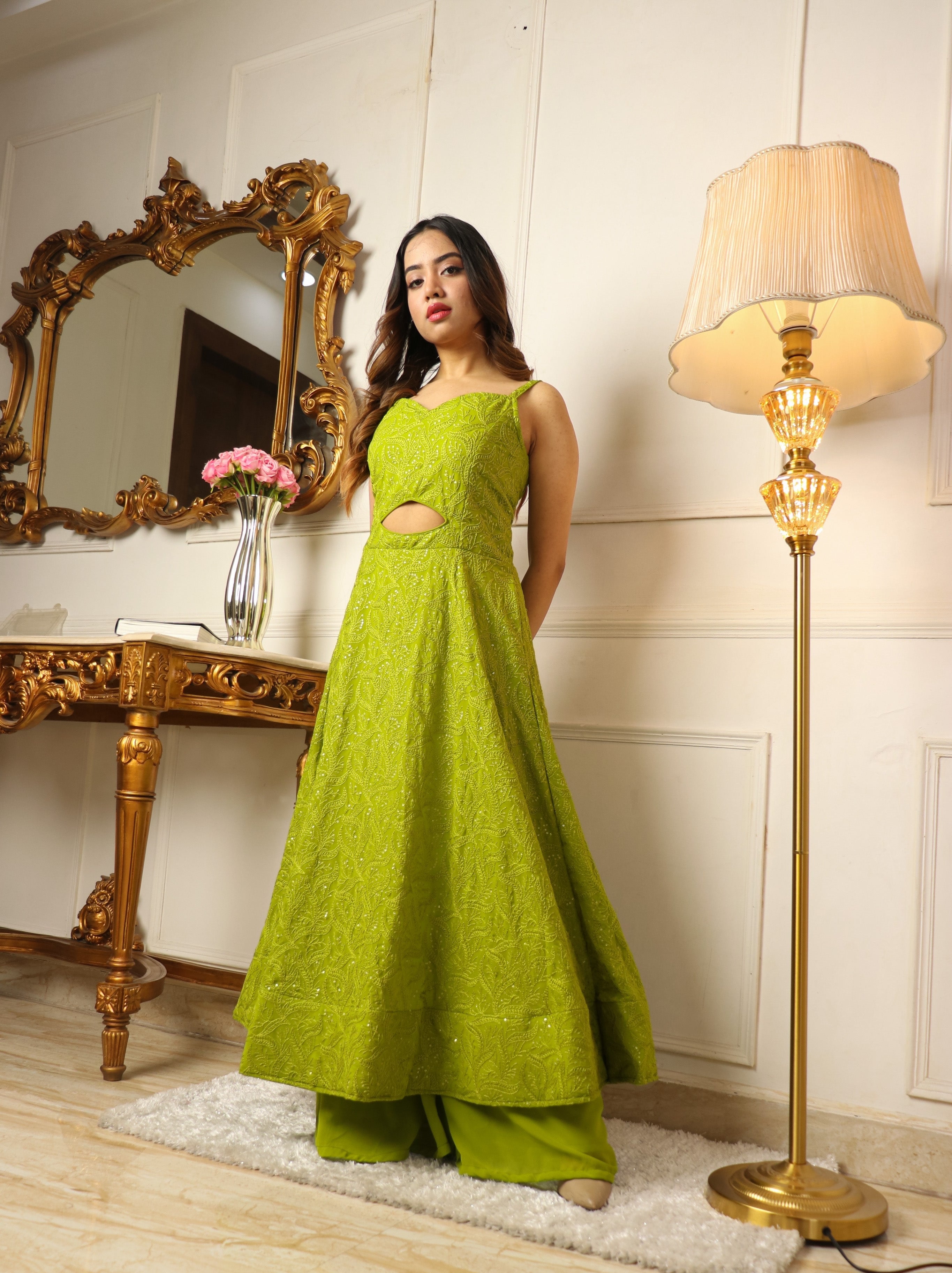 WOMEN FLORAL EMBROIDERED KURTA WITH PALAZZOS & WITH DUPATTA
