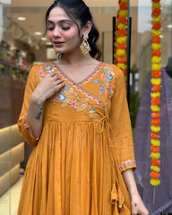 OREAGE  COLOURED  WOMEN'S CHANDERI SILK  EMBROIDERED   KURTA  WITH PANT DUPATTA  SET