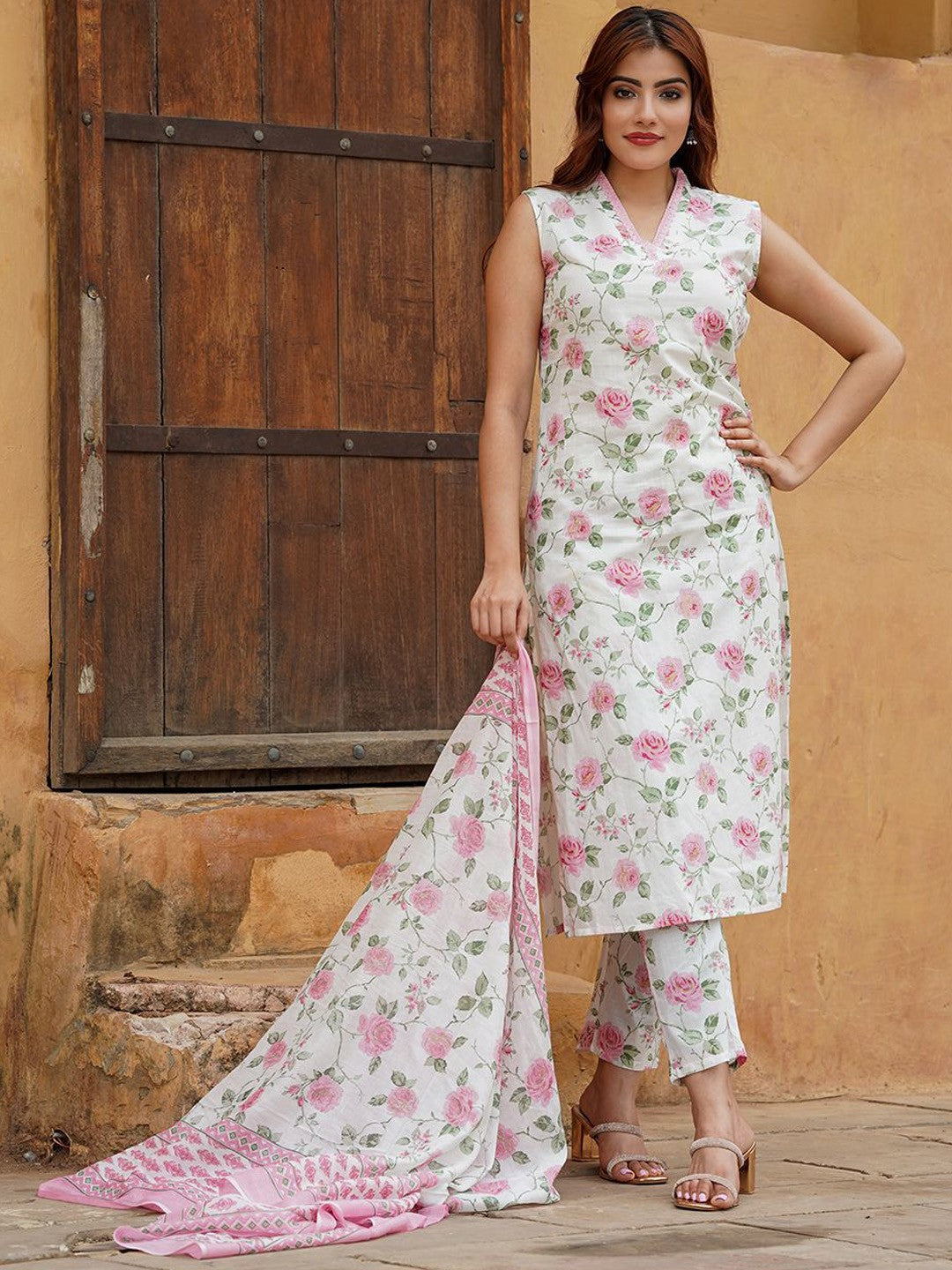 DAMINI  PINK  COLOURED  WOMEN'S  COTTON SLUB  KURTA WITH PANT DUPATTA  SET