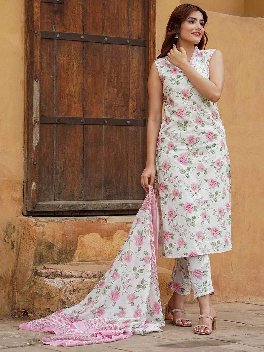 DAMINI  PINK  COLOURED  WOMEN'S  COTTON SLUB  KURTA WITH PANT DUPATTA  SET