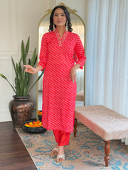 ORANGE  COLOURED  WOMEN'S MUSLIN  EMBROIDERED  KURTA WITH PANT DUPATTA SET