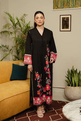 Black top made in soft crepe fabric in floral print.