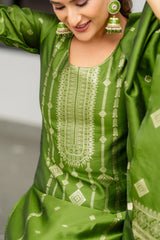 MAHENDI COLOURED WOMEN'S POLYSTER  KURTA WITH  DUPATTA SET