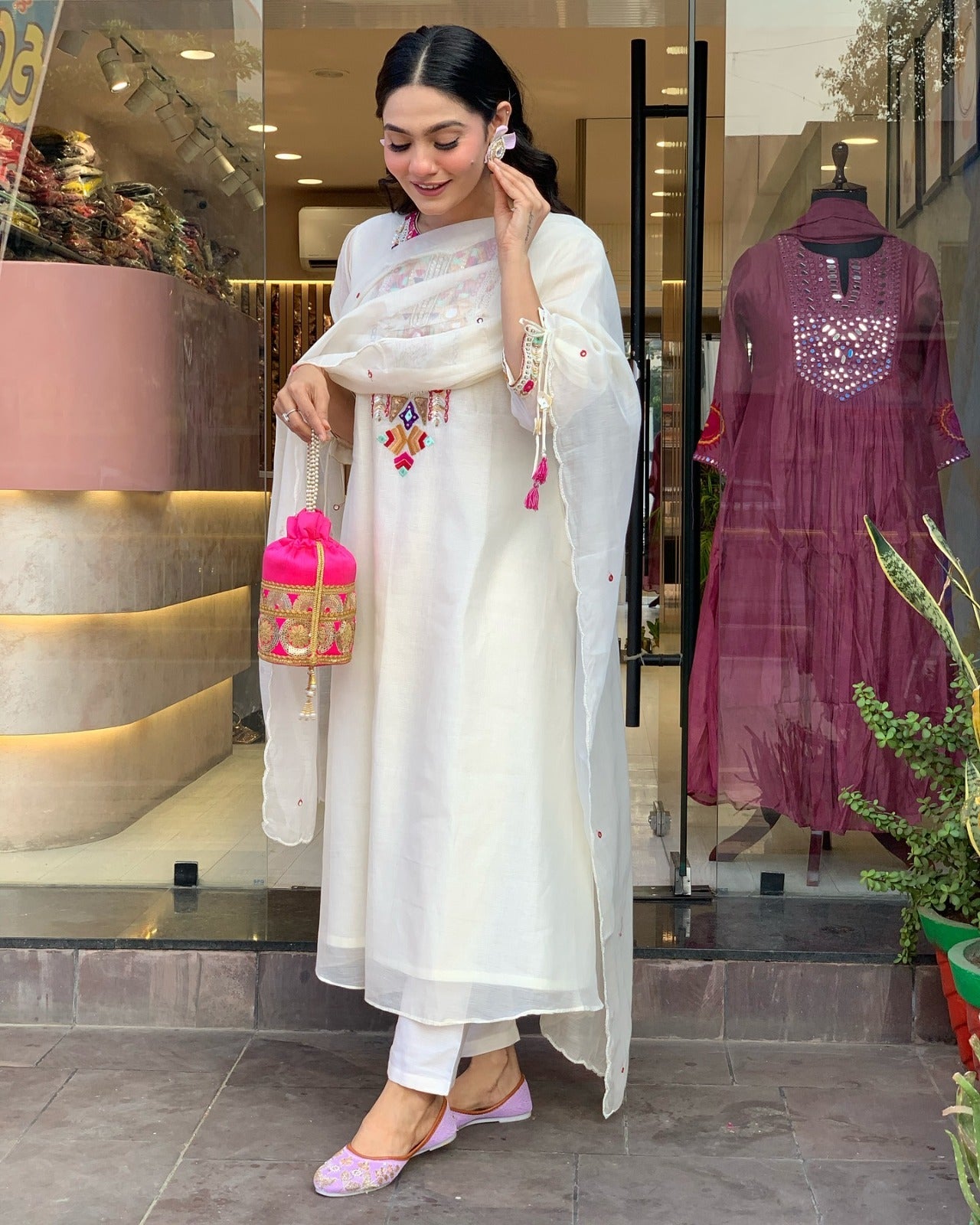 YAMINI WHITE COLOURED  WOMEN'S CHANDERI SILK EMBROIDERED  KURTA WITH PANT DUPATTA SET