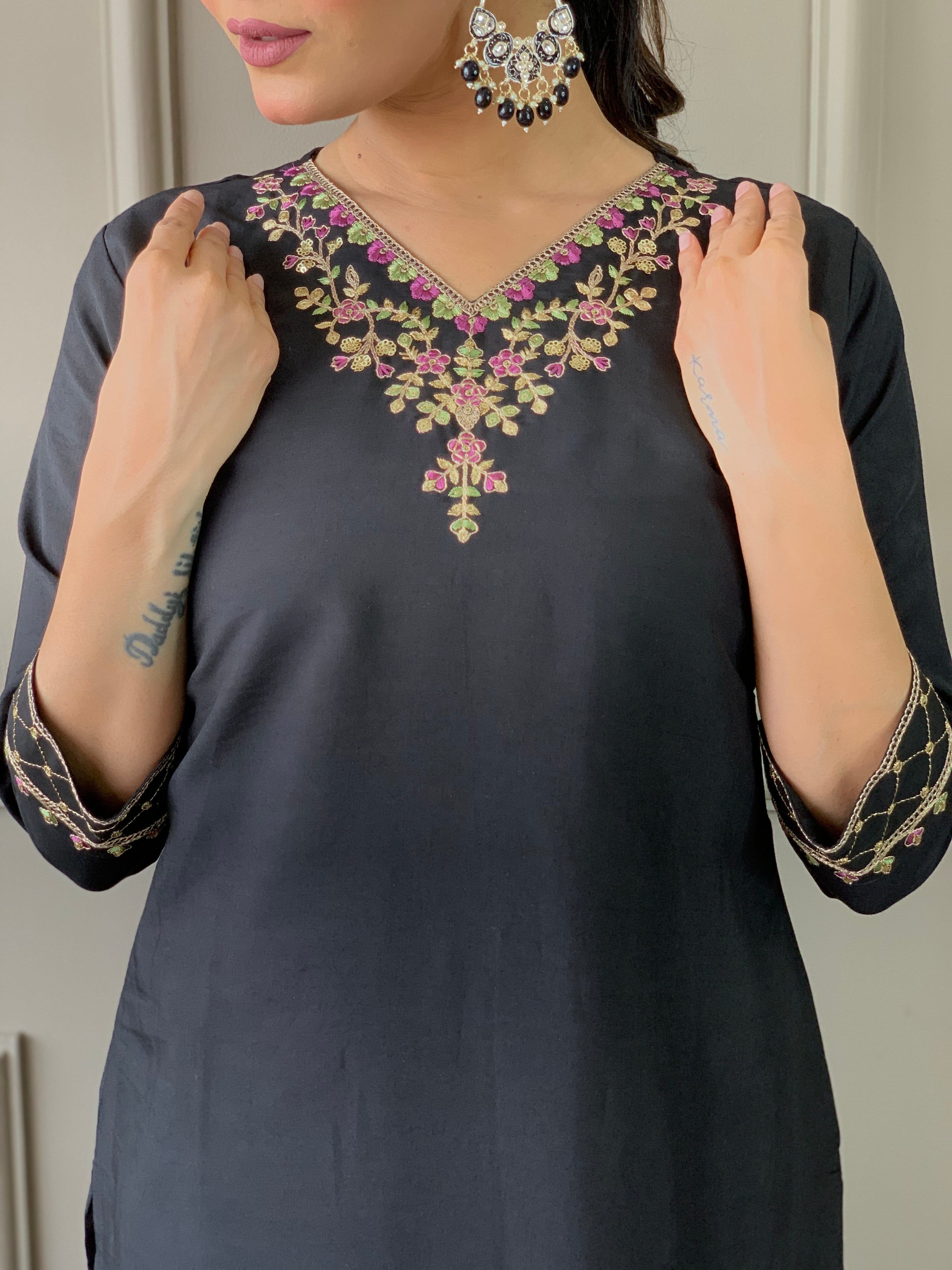 BLACK  COLOURED  WOMEN'S VISCOSE CHANDERI  EMBROIDERED  KURTA WITH PANT DUPATTA SET