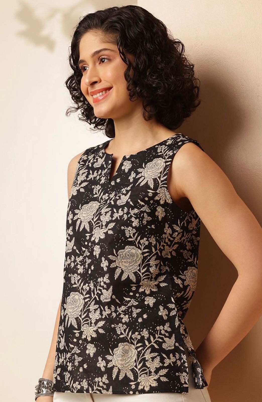 C17 Trendy Women Floral Printed Cotton Silk Top – Sleeveless Black Casual Wear | Stylish Boat Neck Regular Fit | Summer Fashion Malaysia 2025