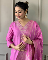 JENA LIGHT PINK  COLOURED  WOMEN'S VISCOSE CHANDERI KURTA WITH PANT DUPATTA  SET