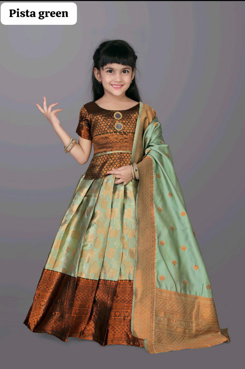 KIDS GOWN