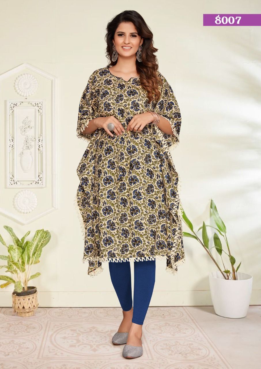 Clovia Kaftan