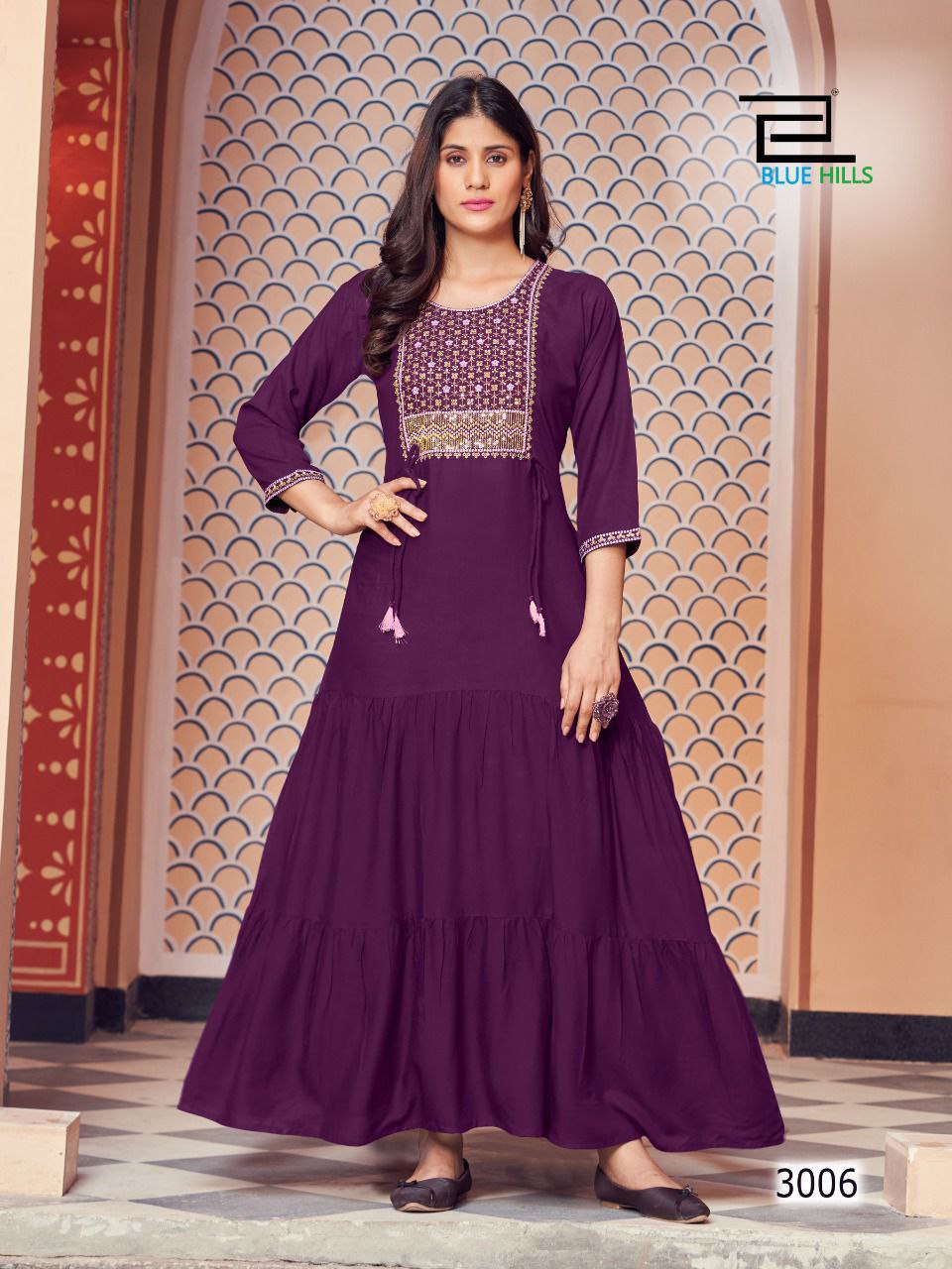 PLUS SIZE GOWN