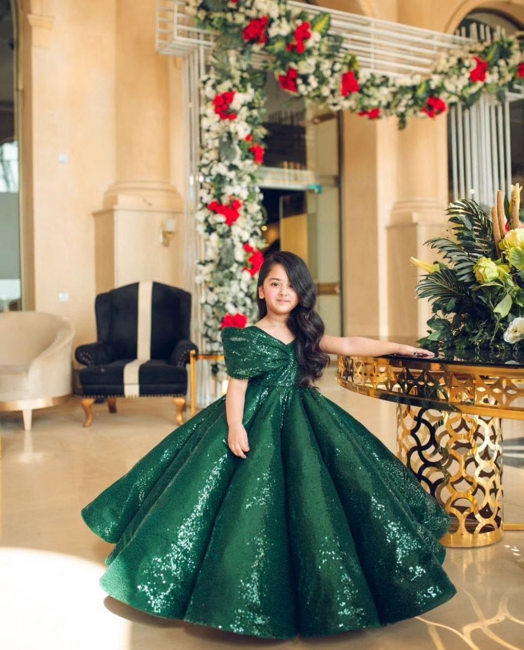 KIDS GOWN