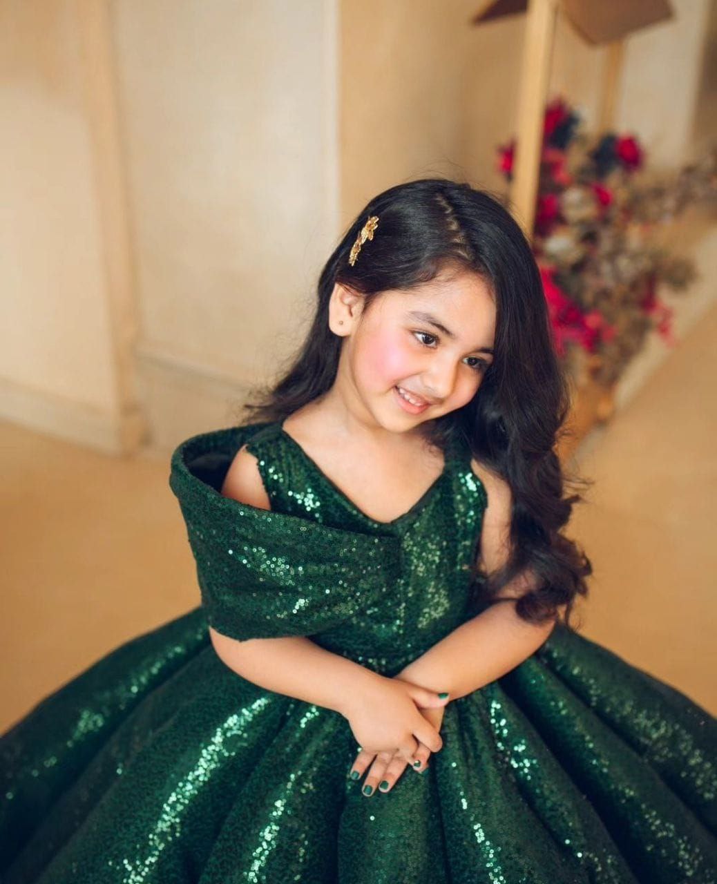 KIDS GOWN