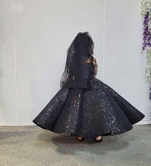 KIDS GOWN