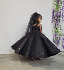 KIDS GOWN