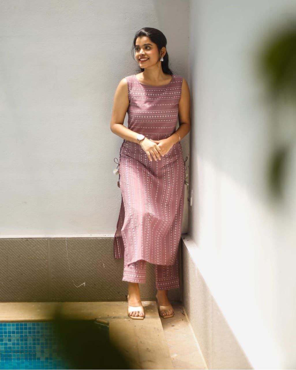 Sleeve Less Kurti Pent Set
