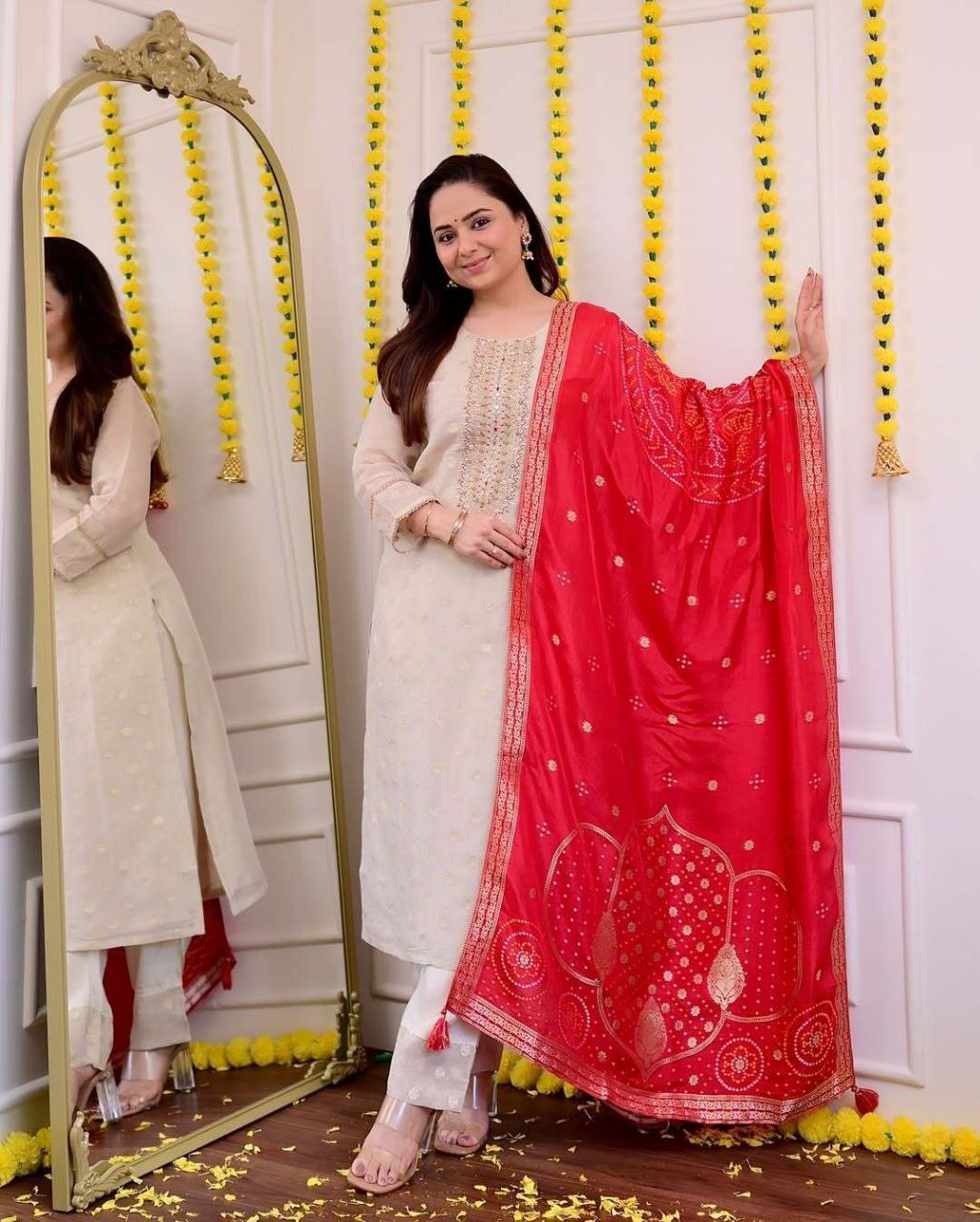 Kurti pent Duppta sets