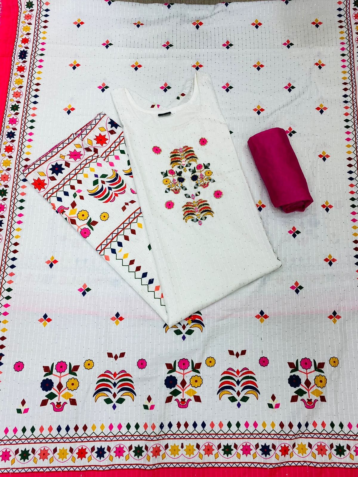 New Digital Print Kurti Set Malaysia | Maslin Kurta Pant Dupatta with Handwork & Sequence Work | Plus Size Available