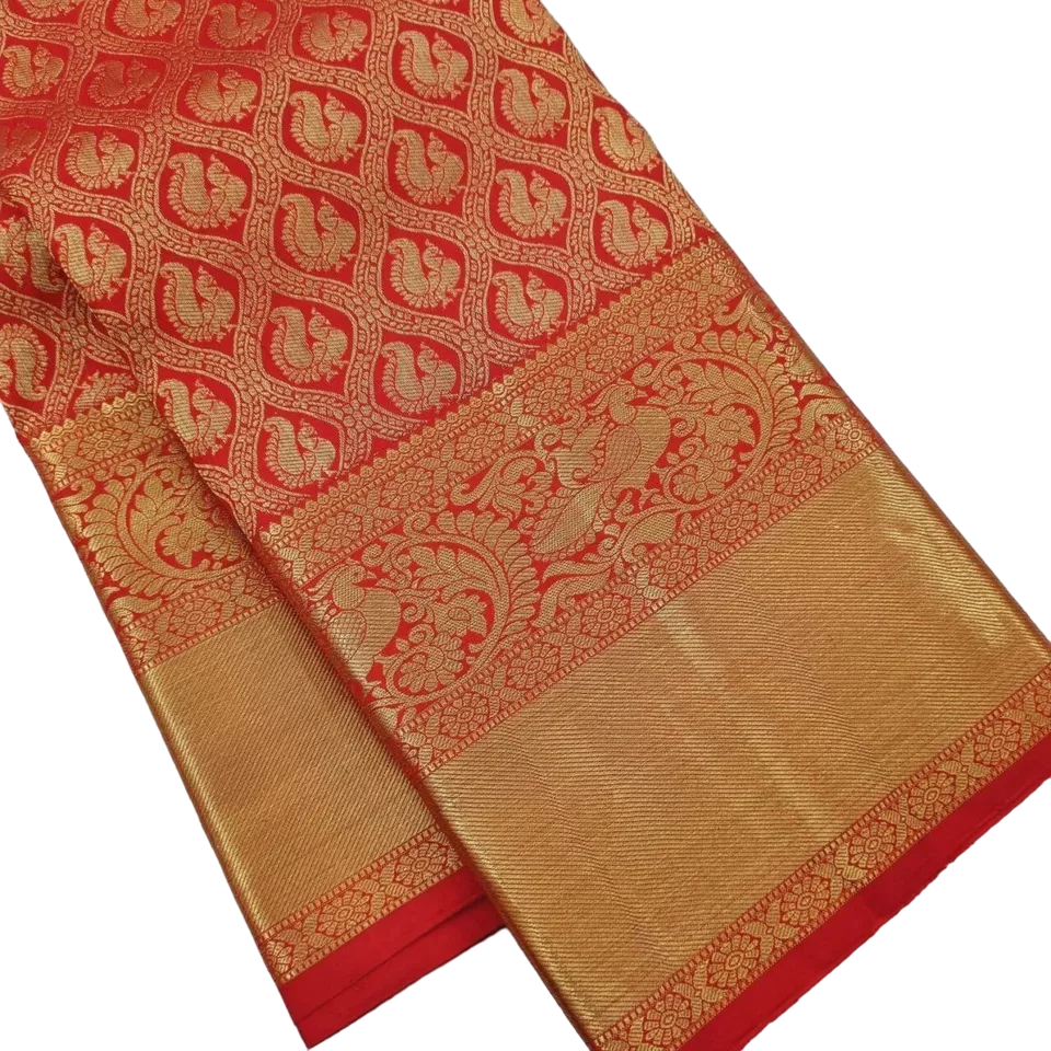 Exquisite Banarasi Silk Saree with Gold Zari Weaving!